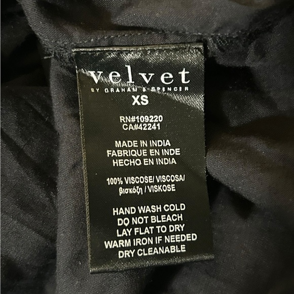 VELVET By Graham & Spencer Zurich Print Dress Long Sleeve Shift Black Size XS - Picture 11 of 13